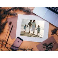 Фоторамка на столе с вашим фото онлайн