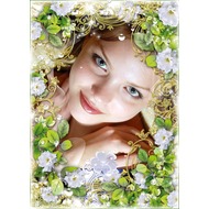 Рамка для фото с белыми цветами и зелеными листочками